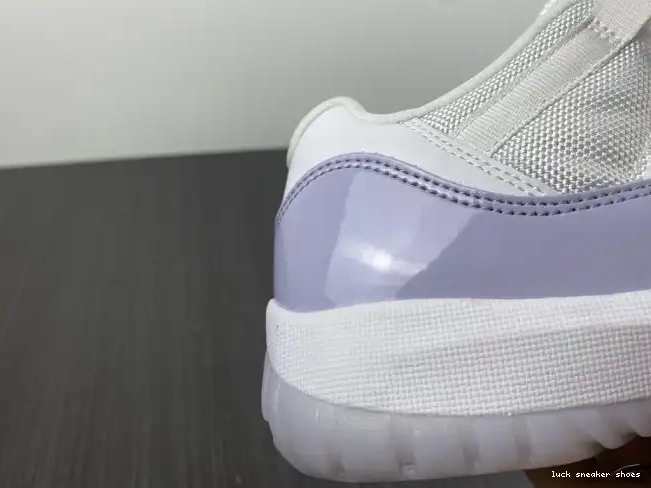 Reps LUCY Pure Violet Air Jordan 11 WMNS AH7860-101 Low 0514